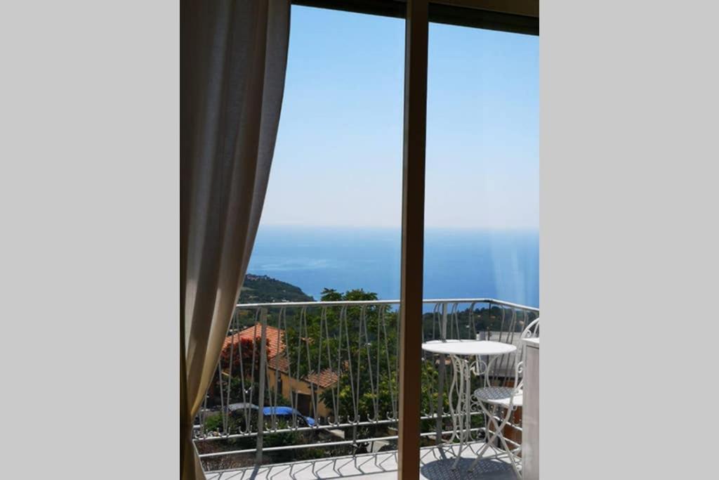 カポリーヴェリIl Balcone Su Montecristo, Bike Friendly - Goelbaアパートメント エクステリア 写真
