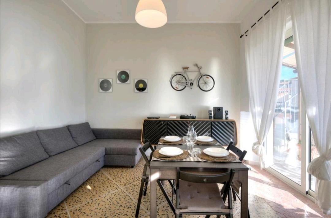 カポリーヴェリIl Balcone Su Montecristo, Bike Friendly - Goelbaアパートメント エクステリア 写真